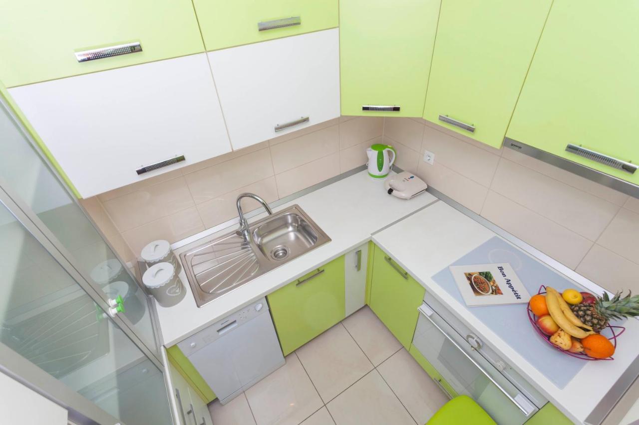 Apartment Ivona Макарска Екстериор снимка