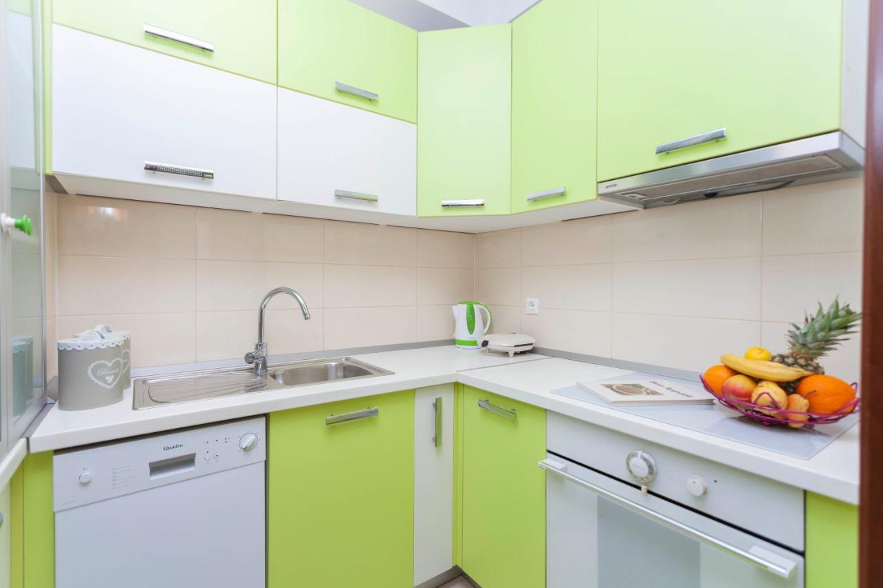 Apartment Ivona Макарска Екстериор снимка