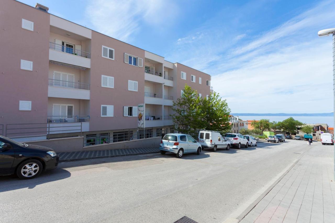 Apartment Ivona Макарска Екстериор снимка